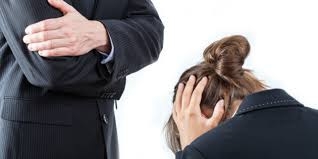 Dipendente perseguitato quando lavora: l'avvocato può aiutarlo a dimostrare il mobbing?